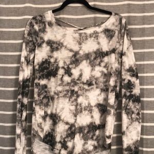 HCO longer long sleeve w/ crisscross open back